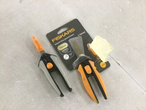 Lot of (2) Fiskars Pruning Shears