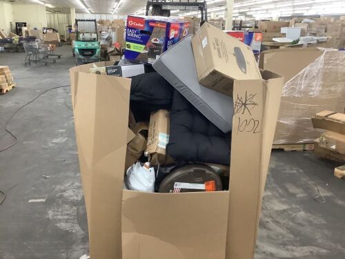 Pallet of Mixed Condition HD Items, Will Have Salvage