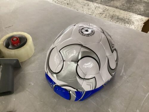 Lot of (6) Soccer Balls & Air Pumps