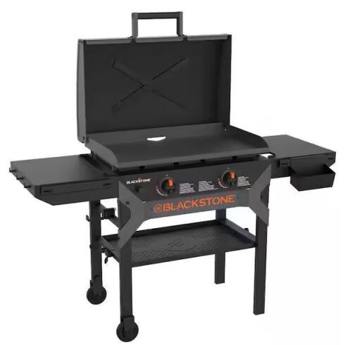 Blackstone 2-Burner Propane Outdoor Griddle with Hood in Black