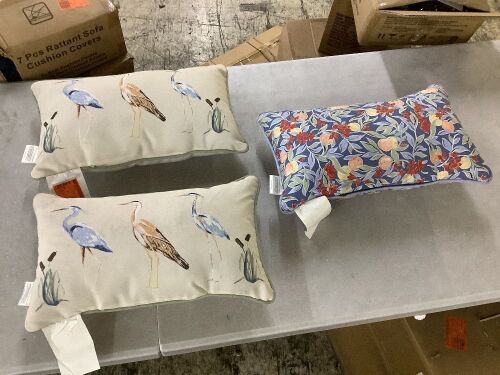 Outdoor Throw Pillows