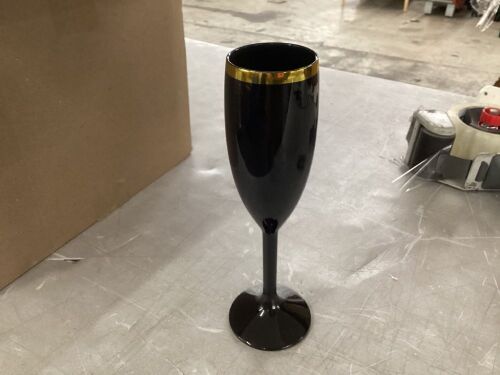 Plastic Chapmagne Flutes, 30+ ct