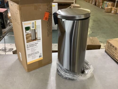 StyleWell 8 Gal. Stainless Steel Round Step-On Trash Can - Dented