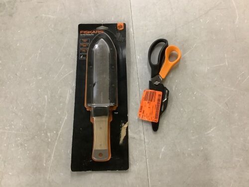 Fiskars Hori Hori 7 In. Stainless Steel Blade Wood Handle Gardening Knife & 4 in. Ultimate Garden Scissors