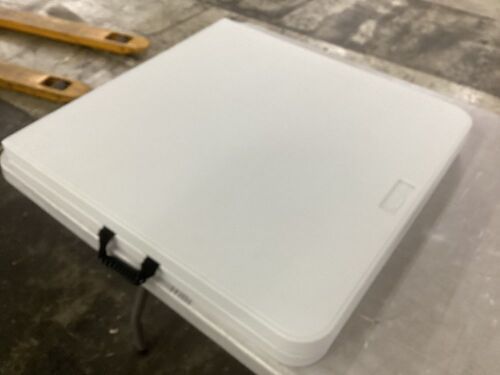 4' Folding Table