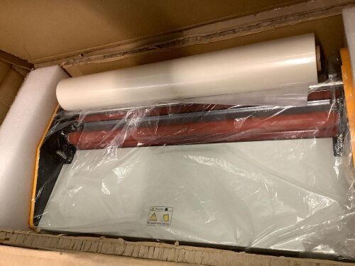 Desktop Roll Laminator Machine with Film Rolls