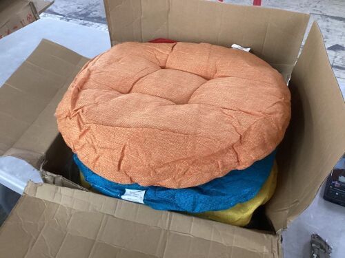 Classroom Floor Cushions, 8 Pack