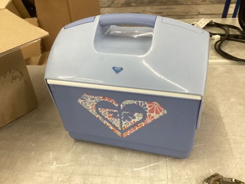 Roxy Hing-Style Hard Cooler - Cracked Lid
