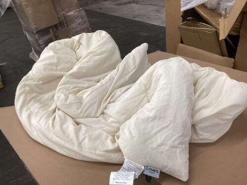 Love's Cabin Twin Bedspread