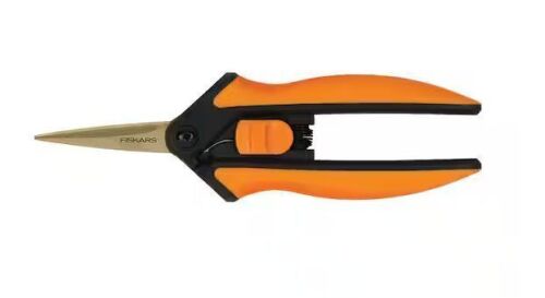 Lot of (4) Fiskars 6 in. Titanium Micro-Tip Blade Pruning Shears with Softgrip Handles