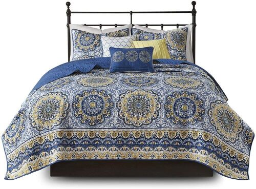 Madison Park Quilt Classic Damask Medallion Design Lightweight Coverlet Set, King/Cal King - Lot 275