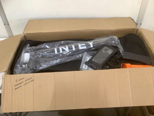 Intey 11' Inflatable Stand Up Paddle Board - Lightly Used  - Lot 646