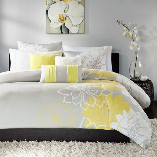 Madison Park Lola Floral Cotton Duvet Bedding Set with Matching Shams, Decorative Pillows, Full/Queen - Lot 648