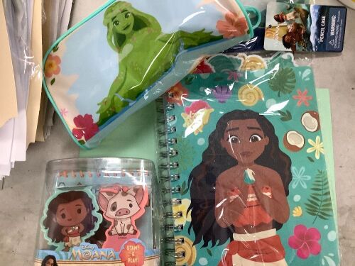 Disney Moana Stationary and Activities Set