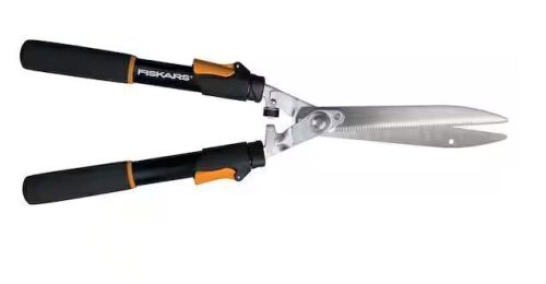 Fiskars 9 in. Power-Lever Steel Blade Telescoping Steel Handle Hedge Shears