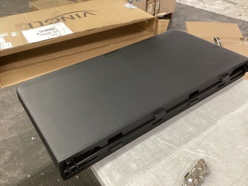 VINGLI 34" Fold in Half Square Table
