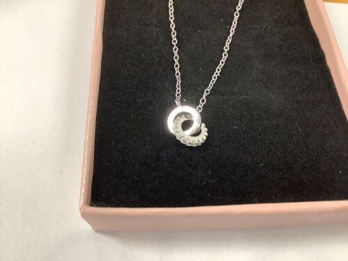 Silver Interlocking Circle Necklace
