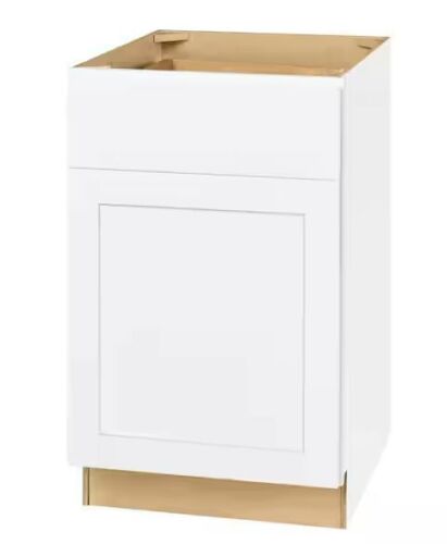 Hampton Bay Avondale 21 in. W x 24 in. D x 34.5 in. H Ready to Assemble Plywood Shaker Base Kitchen Cabinet in Alpine White