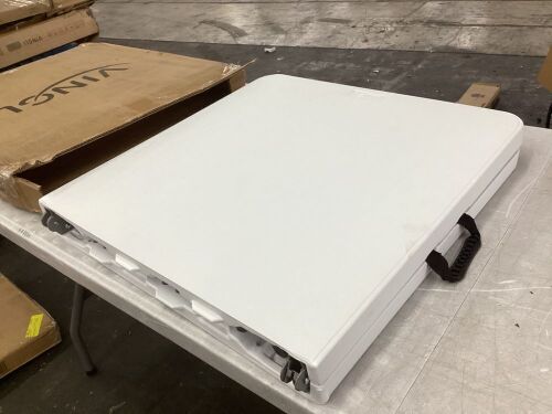 VINGLI 4 FT 3-Level Adjustable Plastic Folding Table White