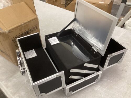 Makeup Train Case with Mirror