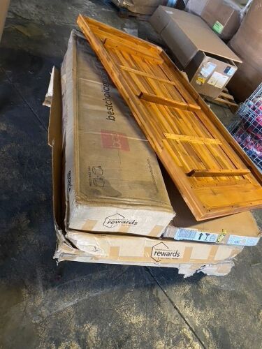 Salvage Lot of Picnic Tables and Benches, Maybe Damaged Or Missing Hardware