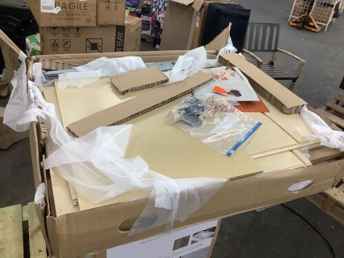 Hampton Bay Leyton 30 in. W x 24 in. D x 34.5 in. H Ready to Assemble Plywood Slim Shaker Base Kitchen Cabinet in White Oak