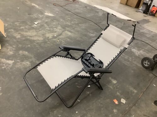 Folding Zero Gravity Recliner Patio Lounge Chair w/ Canopy, Side Tray