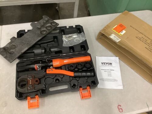 Hydraulic Pipe Crimper