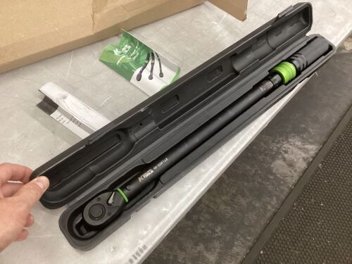 Adjustable Click Torque Wrench