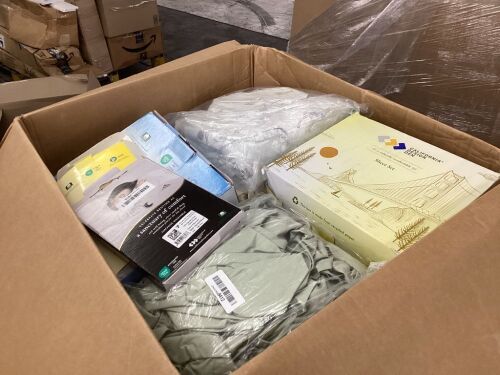 Lot of Bedding