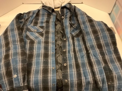 Red Head Men's Insulated Flannel, XL, Small Blemish on hood - Lot 119