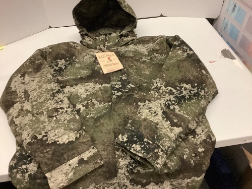 Red Head ThermoLite Coat, Men's Size Medium - Lot 123