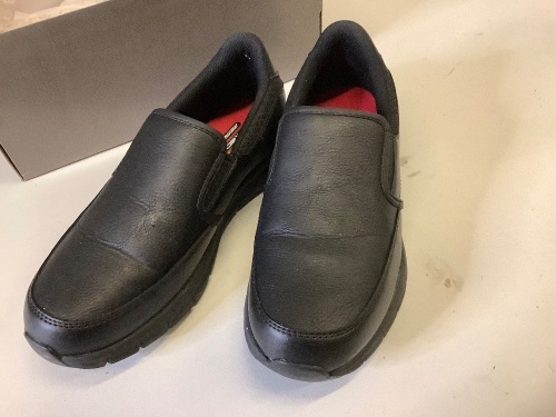 Slip Resistant Skechers Work, Women's 7.5, E-Commerce Return - Lot 205
