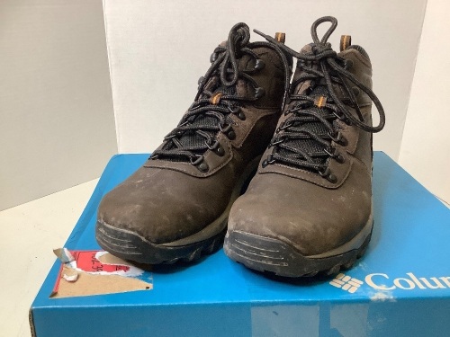 Columbia New Ridge Plus II Waterproof Men's 1.5 - Lot 223