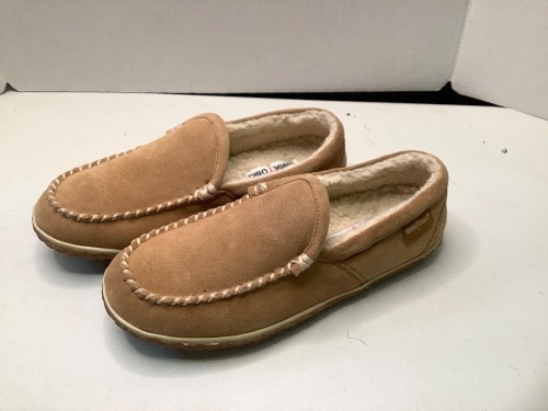 Minnetoka Slippers Men's Size 10M, Ecommerce Return - Lot 250