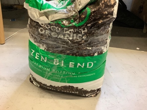 Lot of (2) Zen Blend Organic Premium Potting Soil, Ecommerce Return - Lot 304