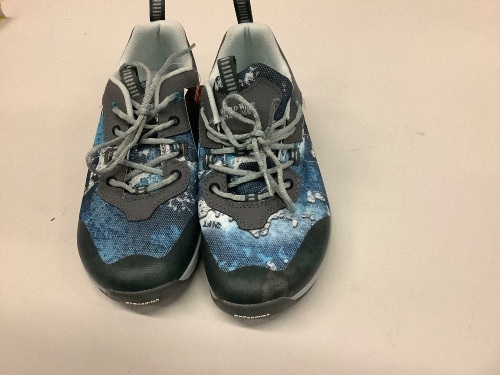 World Wide Sportsman Men's Size 10 Shoes - Lot 369