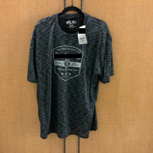 Black Logo T-Shirt, Men's Size XL - Lot 397