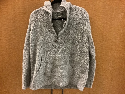 Natural Reflections, Womens Medium  - Lot 405