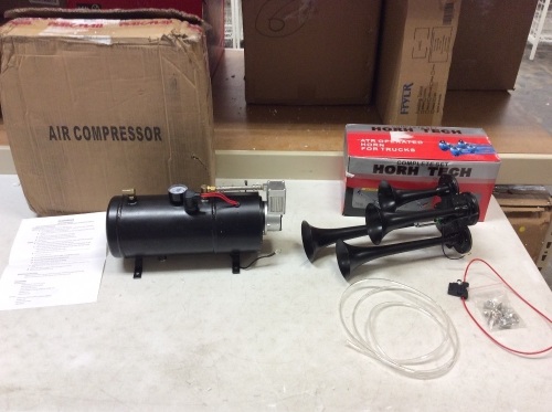 Horn Tech Complete Train Horn Kit. 4 Trumpet With 150PSI Air Compressor. Complete System. E-Commerce Return. Unknown Condition - Lot 488