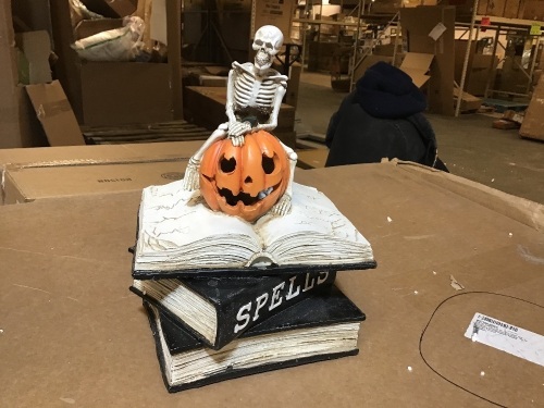 Lot of (11) 12" Dr. Skeleton w/ His Pumpkin Friend Statues. Indoor/Outdoor Halloween Decor. Appears New - Lot 628