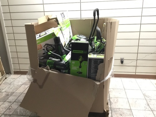 Pallet Full of Greenworks Pro Power Equipment. Store Returns. Items are untested. May contain incomplete or broken pieces - Lot 668