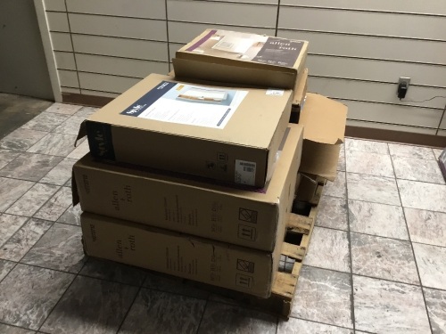 Lot of Store Return Medicine Cabinets. Items are Unininspected and Unknown Condition. Could Contain Broken or Incomplete Pieces - Lot 782