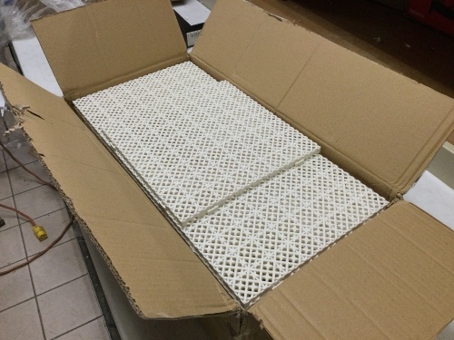 VEVOR 25 Pack Drainage Tiles Interlocking White Outdoor Modular Deck Tile 11.8x11.8x0.5 Inches - Lot 840