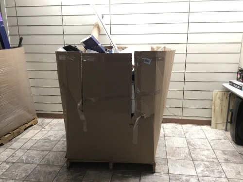 Pallet of Top Big Box Hardware Store Salvage/Returns. May Contain Broken or Incomplete Items fot Parts/Repair. Condition Unknown. See Pics.  - Lot 886a