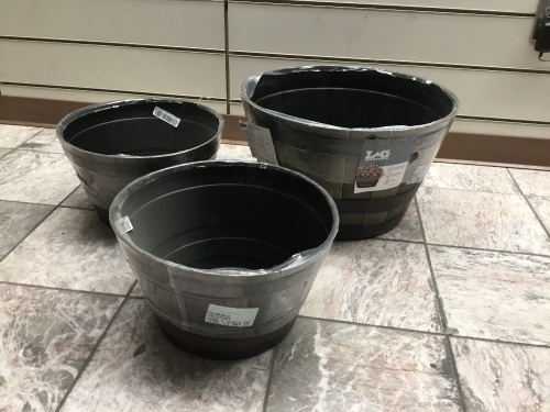 Lot of (3) Outdoor Planters. Appear New with some damage - Lot 889