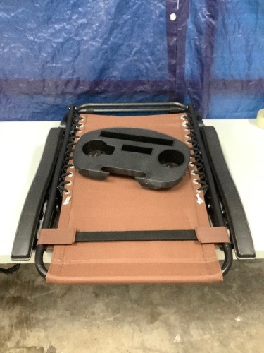 Adjustable Zero Gravity Patio Chair Recliner w/ Cup Holder - Lot 404