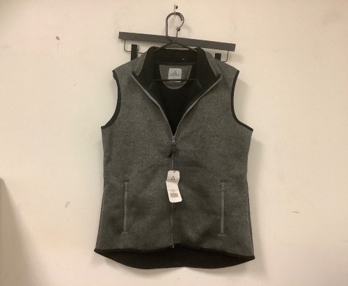 Ascend Fleece Vest, Not sure if Mens or Womens, Large, Appears New - Lot 33o