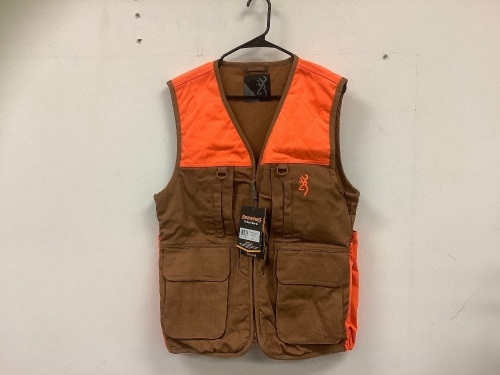 Browning Vest, Small, E-Comm Return - Lot 207O
