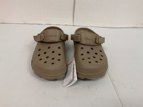 Crocs for Men, Size 9, E-Comm Return - Lot 276O